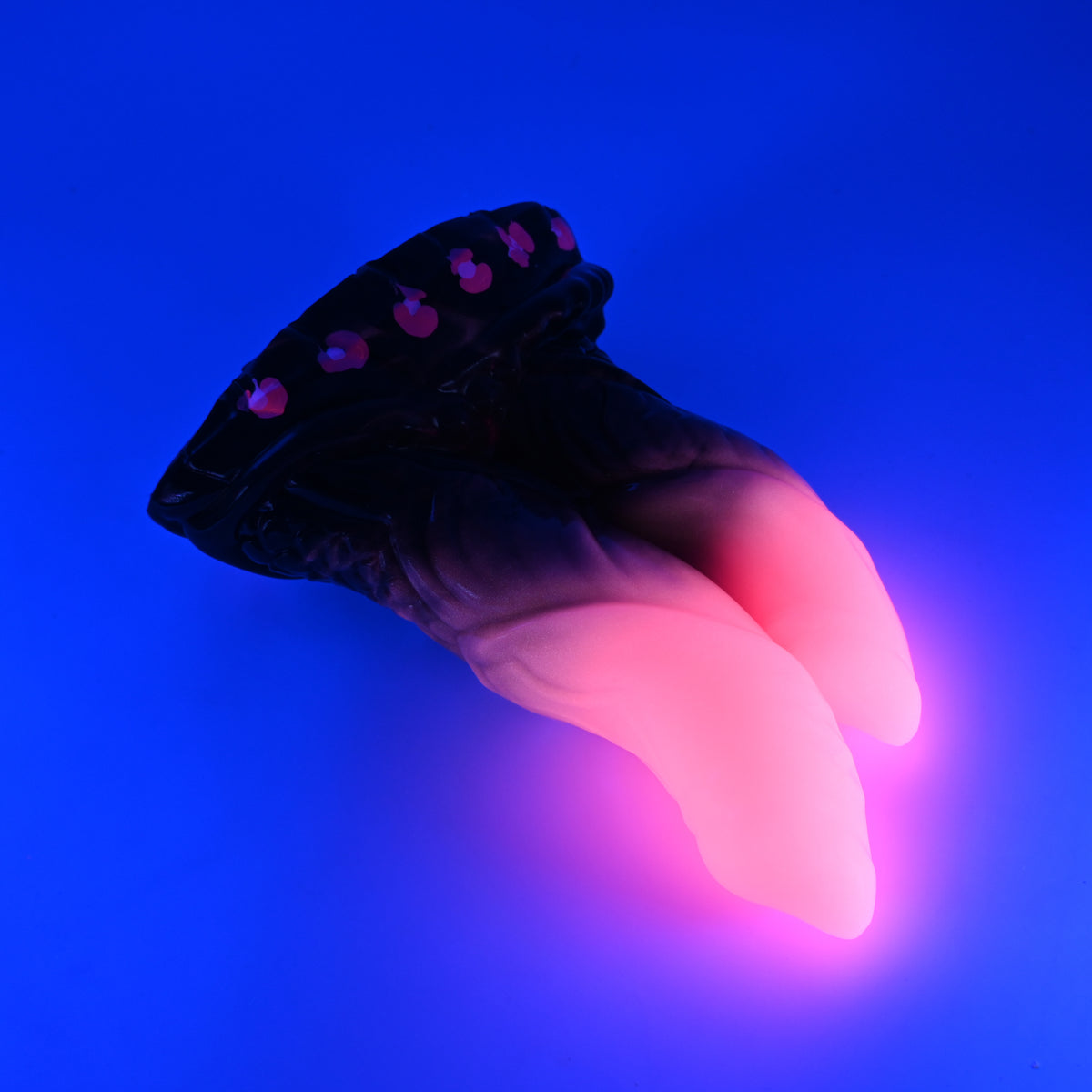 24SKJ31 Vasuki Large 0030 UV GITD