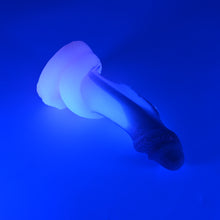 Load image into Gallery viewer, 32XJG88 Celia Small 0020 UV GITD CS
