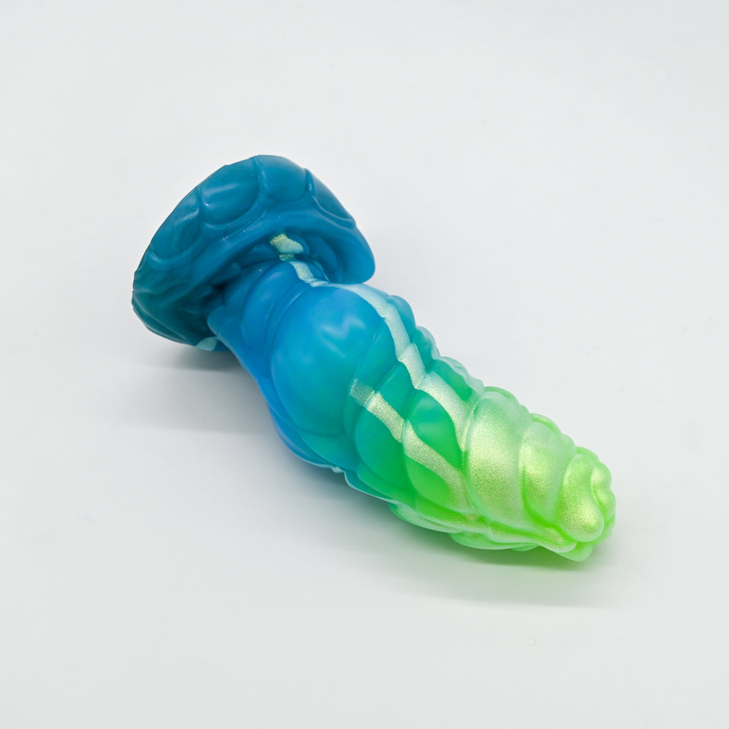 P2SKK32 Pluto Small 0030 UV GITD CS