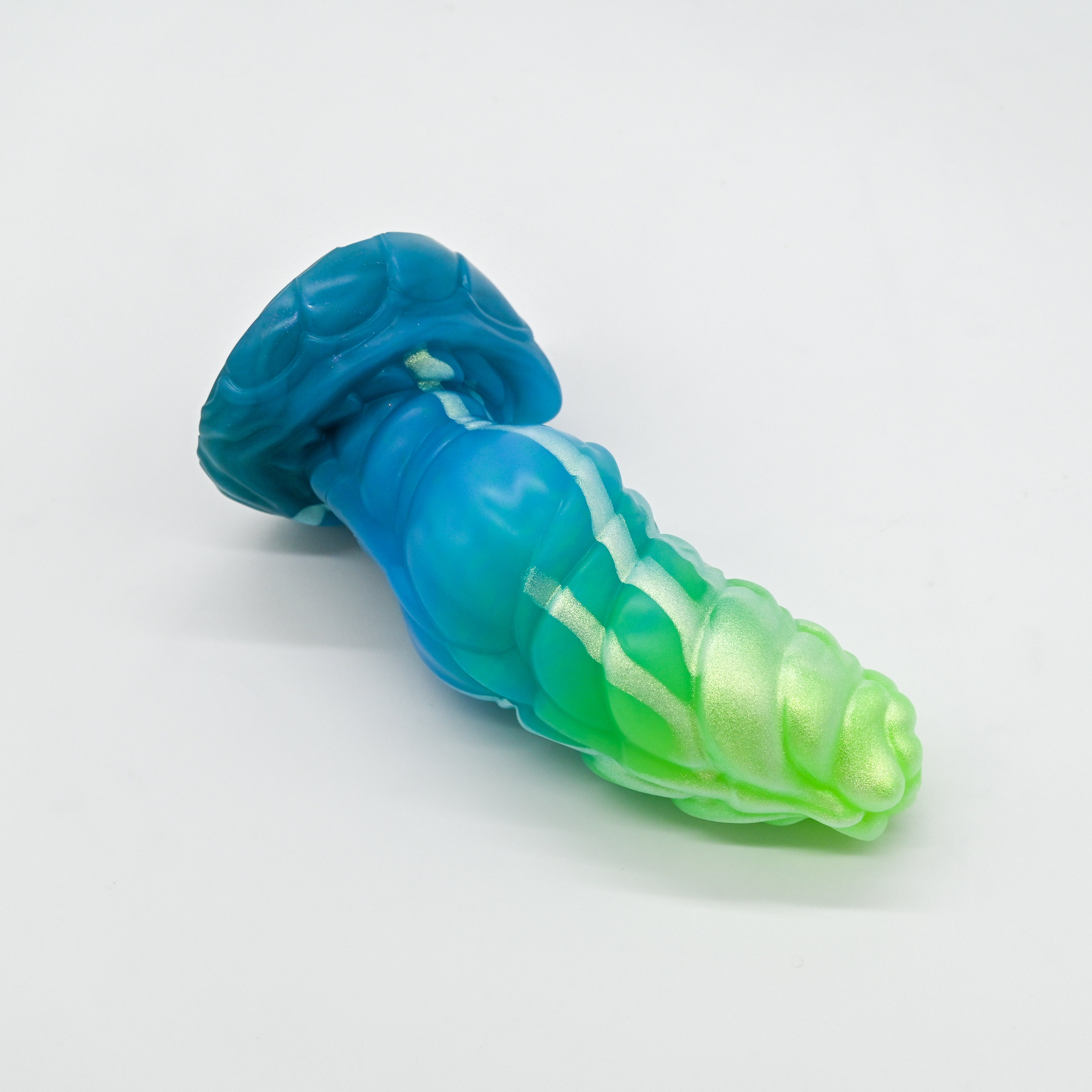 P2SKK32 Pluto Small 0030 UV GITD CS