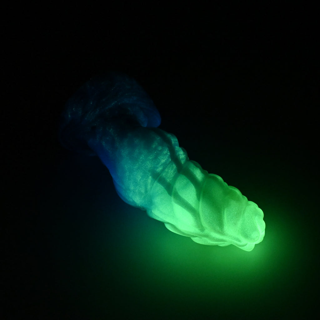 P2SKK32 Pluto Small 0030 UV GITD CS