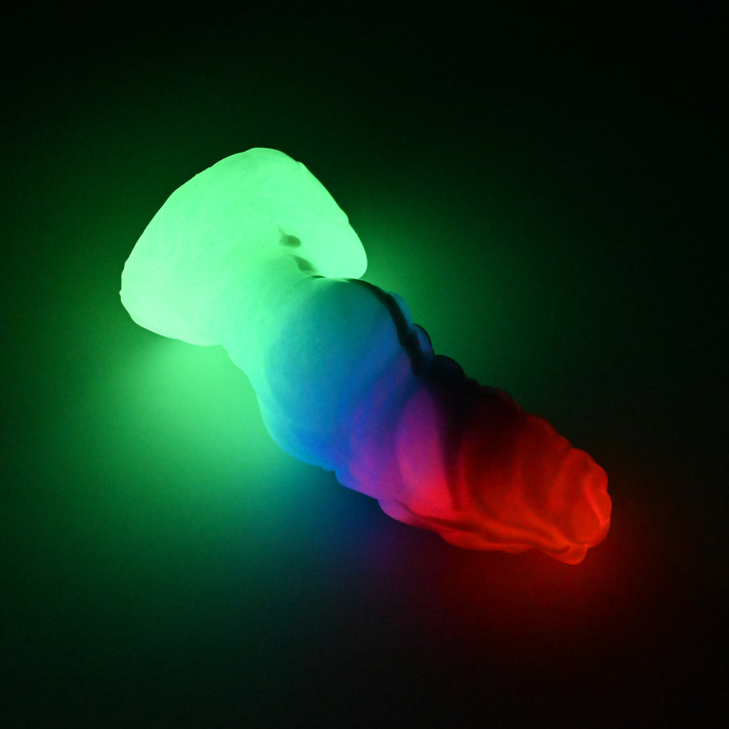 P2MKK33 Pluto Small 0050 UV GITD