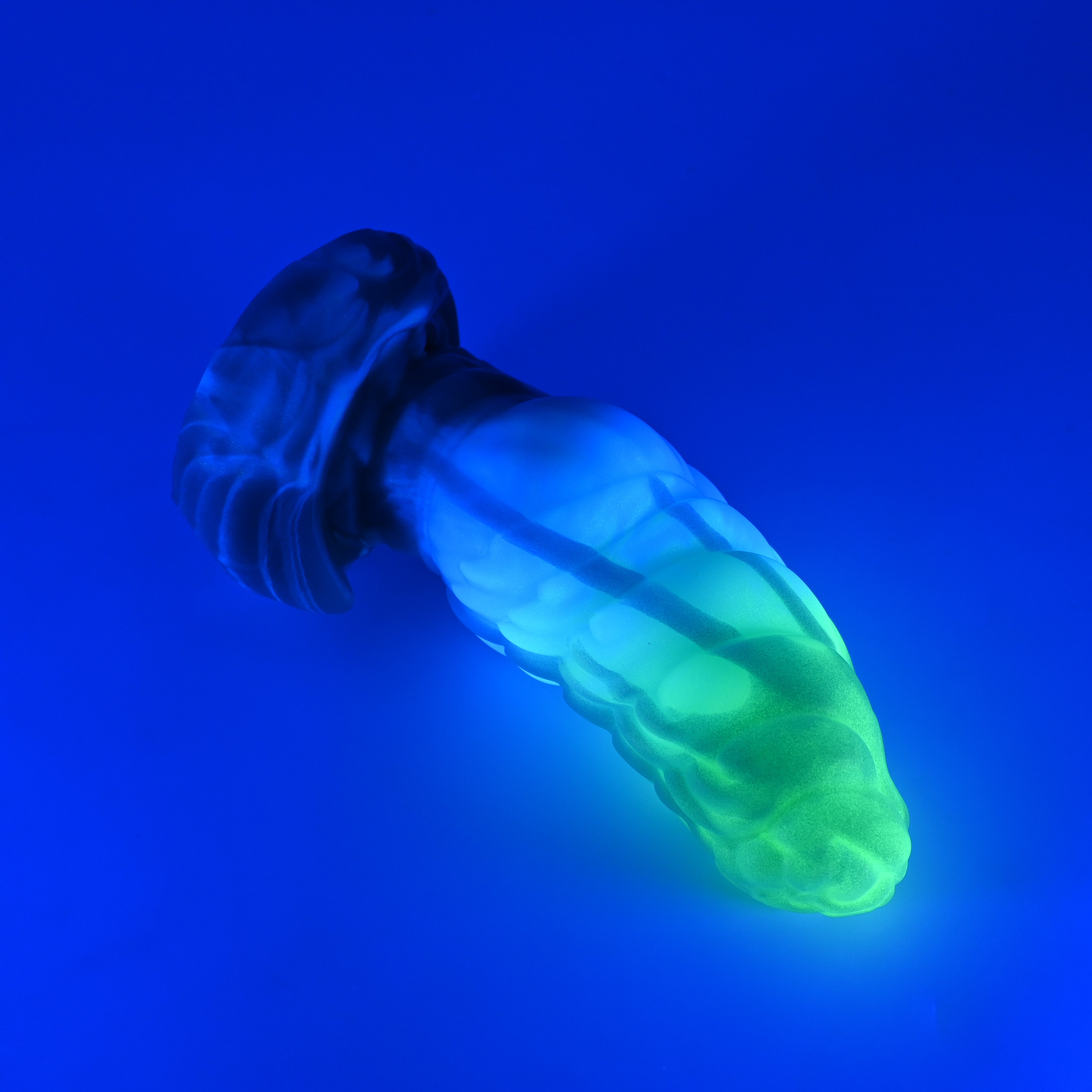 P3SKK35 Pluto Medium 0030 UV GITD CS