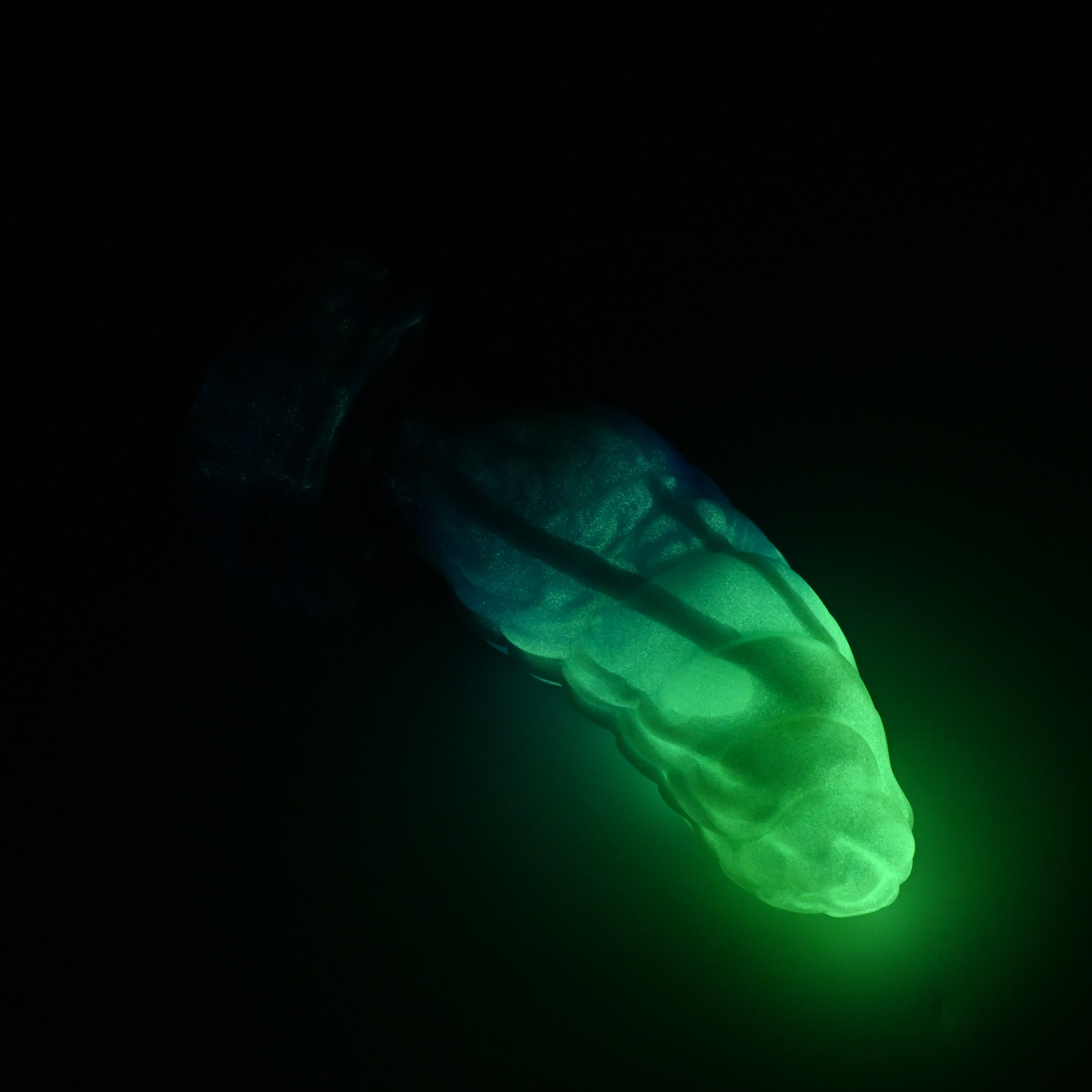 P3SKK35 Pluto Medium 0030 UV GITD CS
