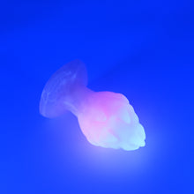 Load image into Gallery viewer, F3XHF40 Dragonfruit Plug Medium 0020 UV GITD
