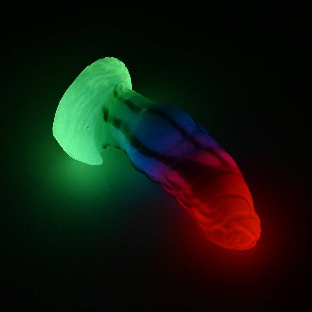 P3MKK36 Pluto Medium 0050 UV GITD