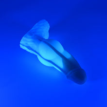 Load image into Gallery viewer, 52SJG00 Jacob Small 0030 UV GITD CS
