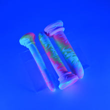 Load image into Gallery viewer, AASHF24 Dilator Set 0030 UV GITD
