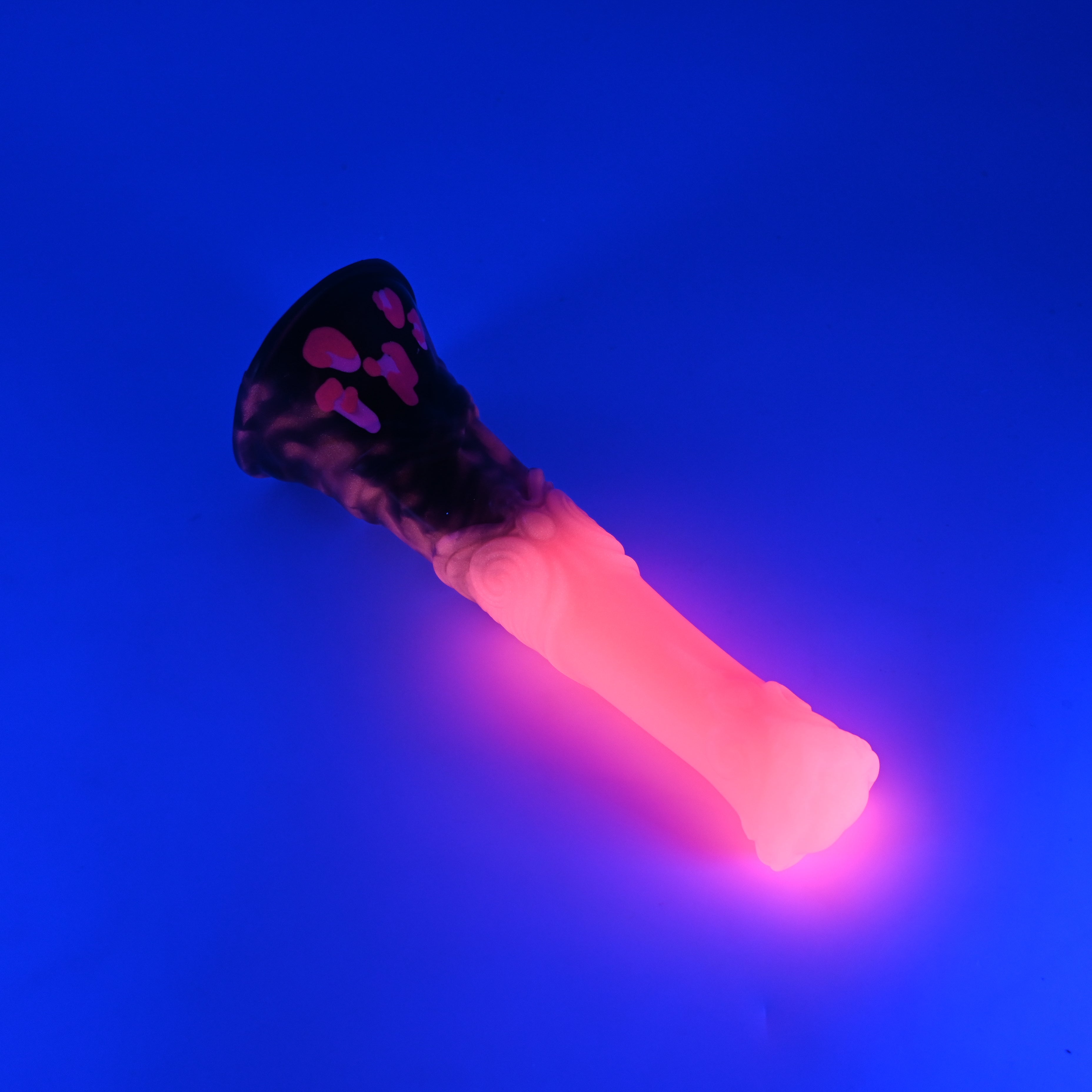 U2MKK73 Cirrus Small 0050 UV GITD