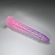 Load image into Gallery viewer, E3XHF36 Illex Medium 0020 UV GITD CS
