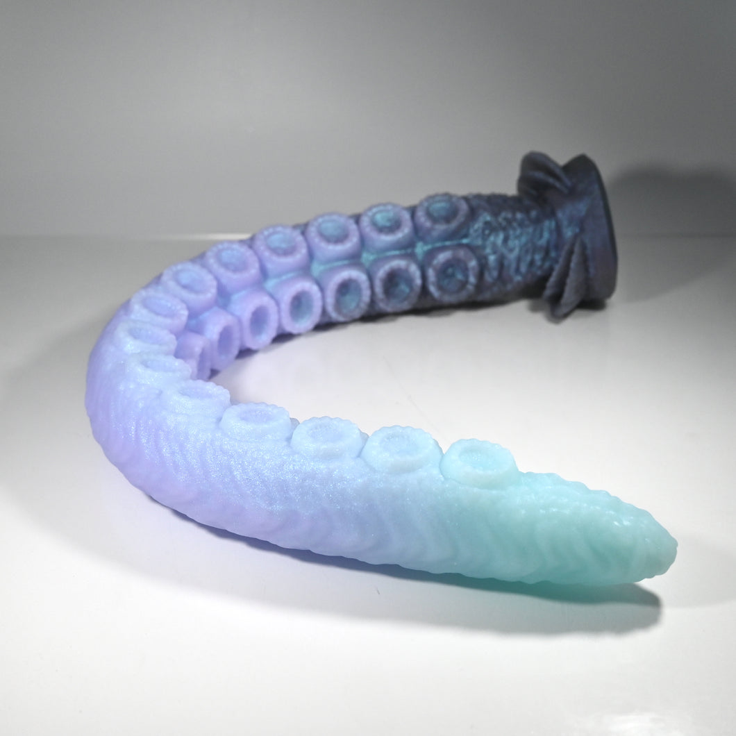E4XFD73 Illex Large 0020 UV GITD CS