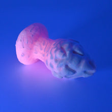 Load image into Gallery viewer, F1SGE41 Dragonfruit Plug Mini 0030 UV GITD
