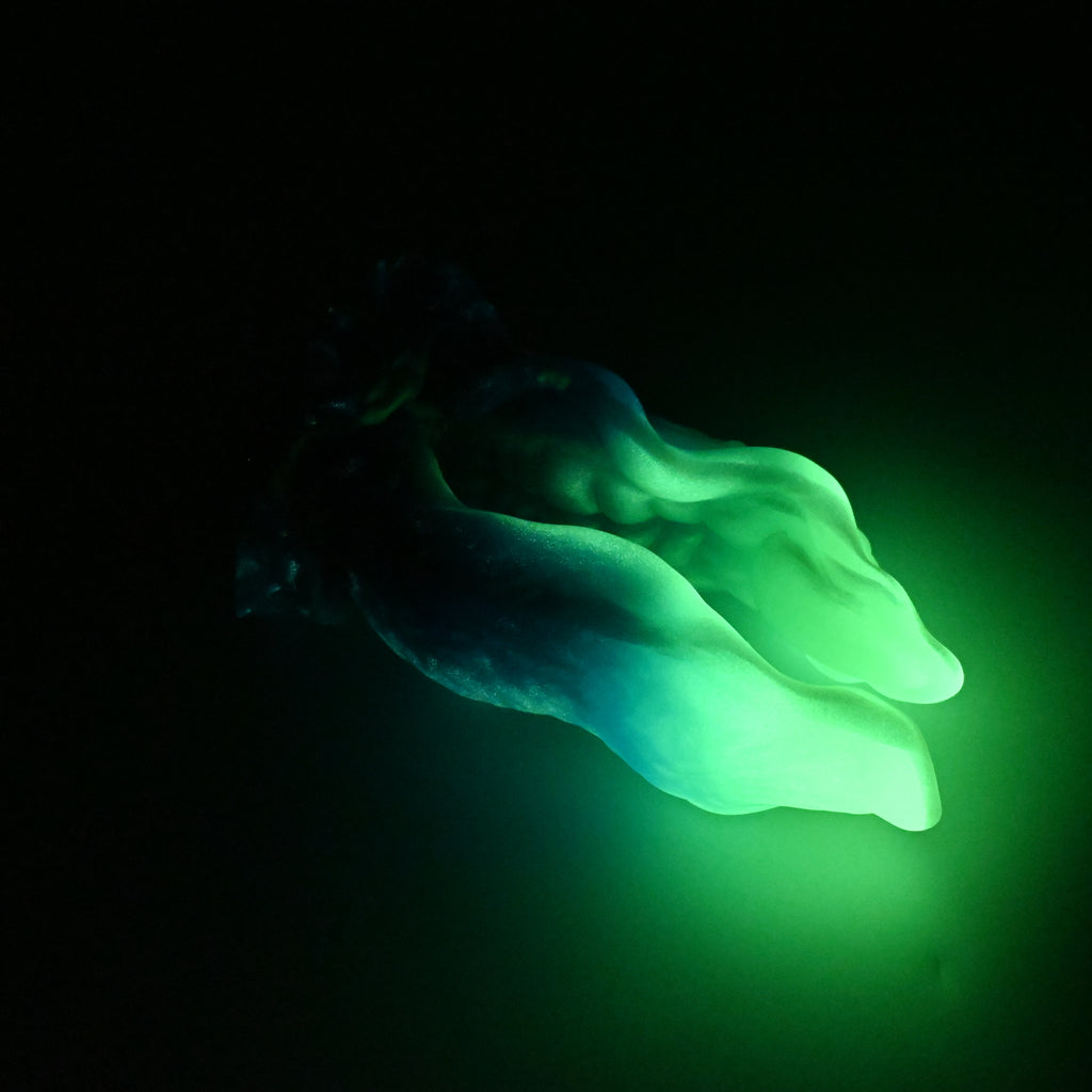A3SKJ75 Alara Medium 0030 UV GITD CS