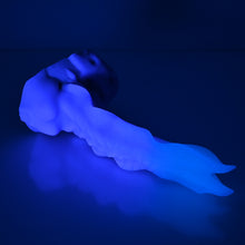 Load image into Gallery viewer, V1SED35 Snark's Maw Mini 0030 UV GITD CS
