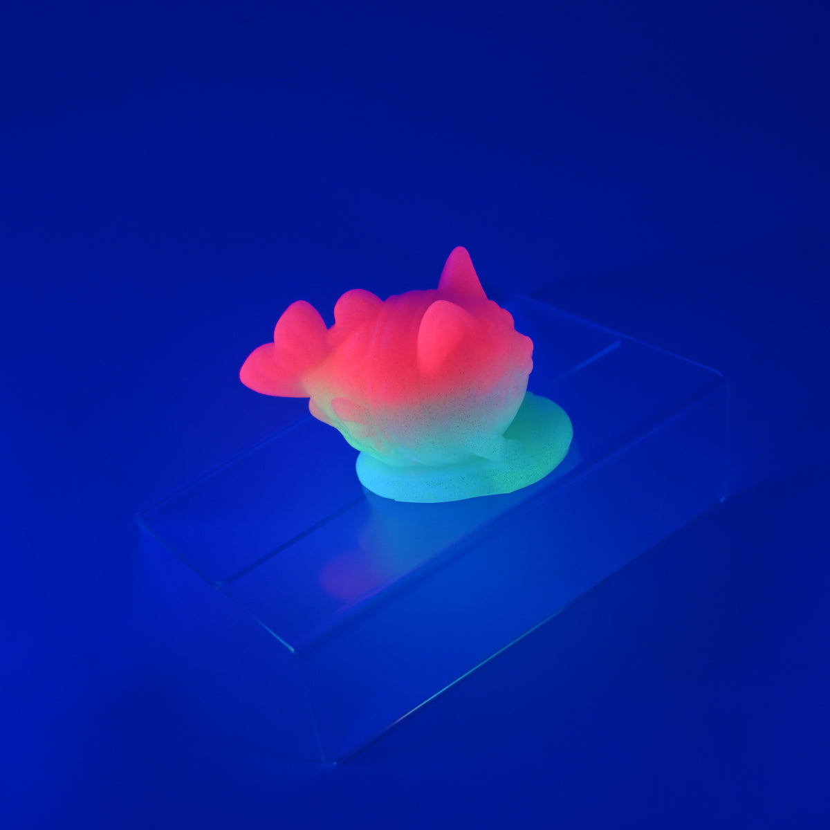 1TMKJ22 Tai-nya-ki 0050 UV GITD