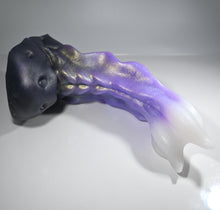 Load image into Gallery viewer, V4SED38 Snark's Maw Large 0030 UV GITD CS
