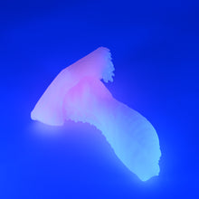 Load image into Gallery viewer, X2XJK47 Shin Small 0020 UV GITD
