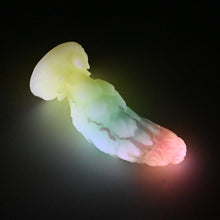 Load image into Gallery viewer, B3MJH27 Flora Medium 0050 UV GITD CS
