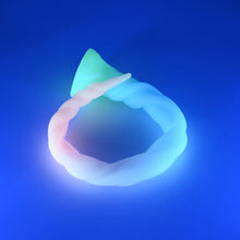 Load image into Gallery viewer, S3MJK12 Sera's Horn Medium 0050 UV GITD
