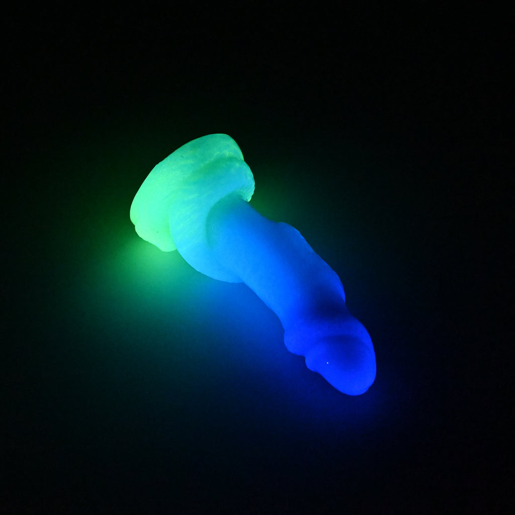 32XKL38 Celia Small 0020 UV GITD