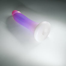 Load image into Gallery viewer, Z3MJM60 Caelus Medium 0050 UV GITD CS GOBLIN HOLE
