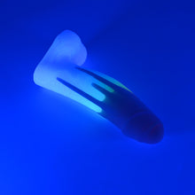 Load image into Gallery viewer, R2MRL99 Orion Small 0050 UV GITD
