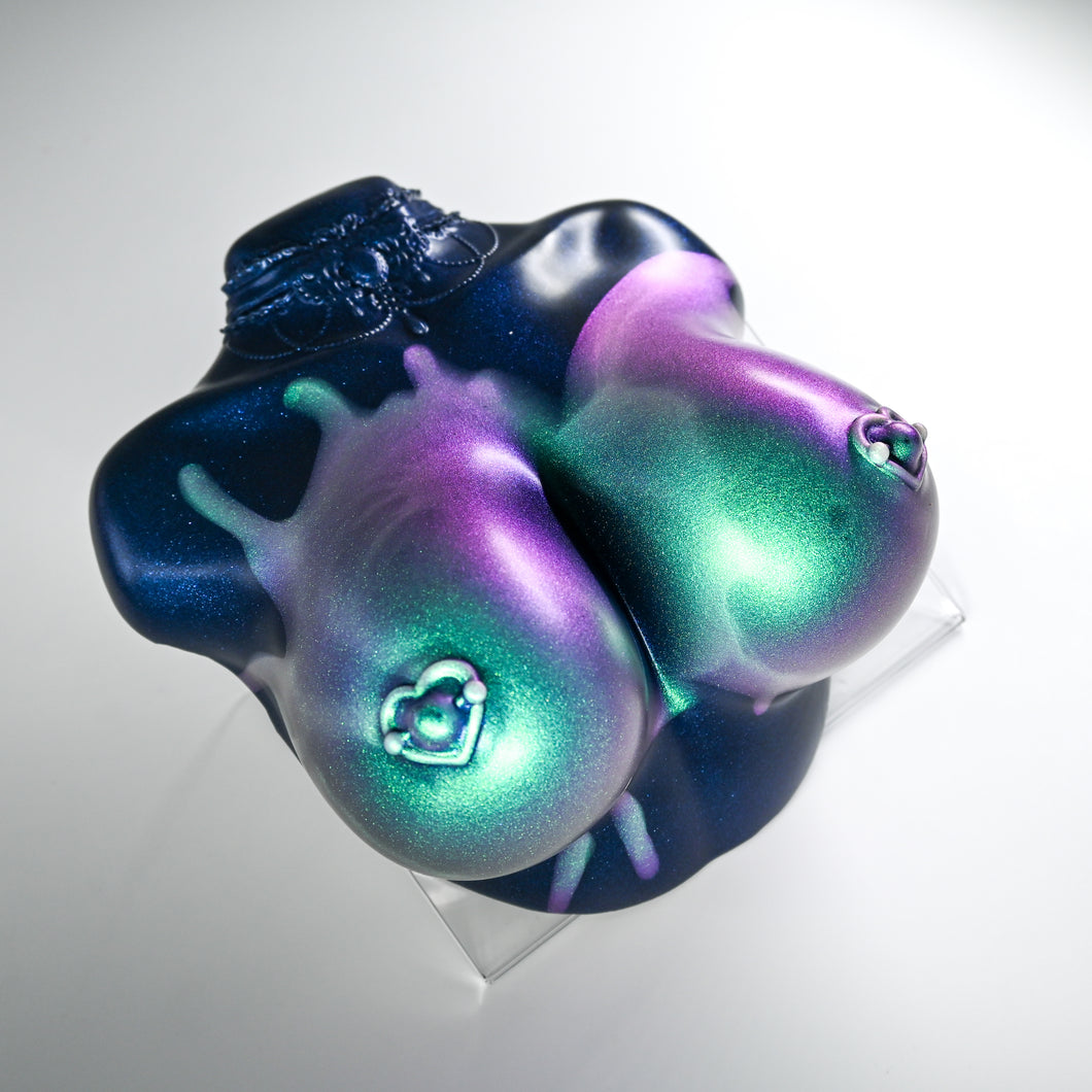 D3XHG81 Celeste Medium 0020 CS