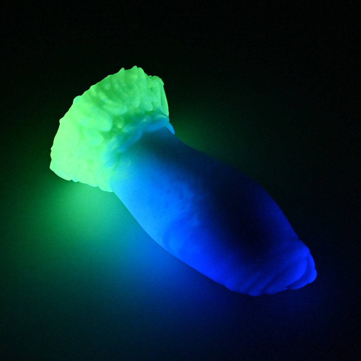 84XKM01 Hue Large 0020 UV GITD