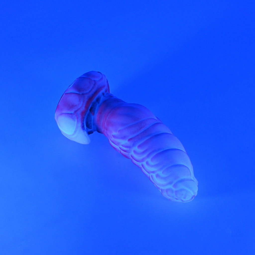 P2SKM68 Pluto Small 0030 UV GITD