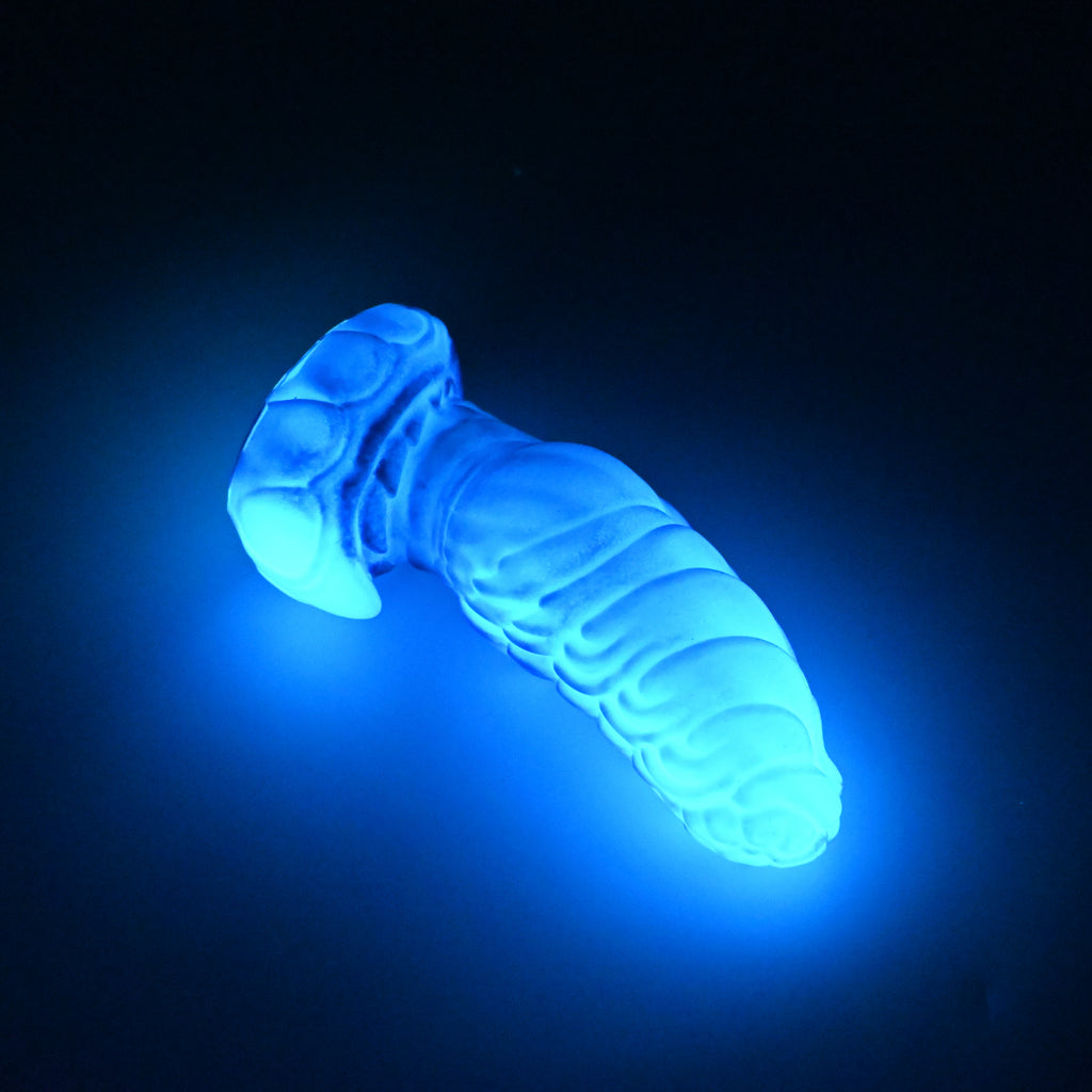 P2SKM68 Pluto Small 0030 UV GITD