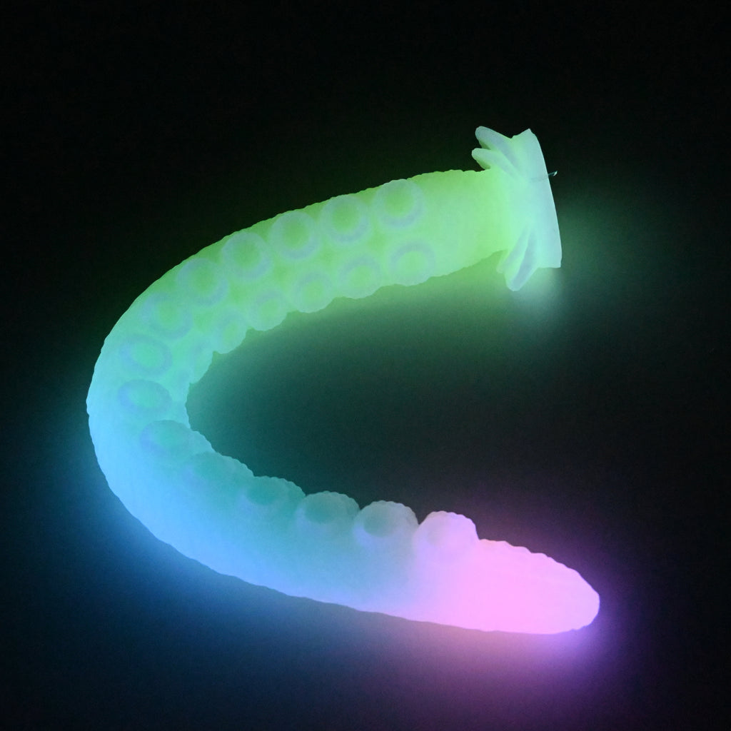 E4MHG88 Illex Large 0050 UV GITD