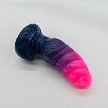 Load image into Gallery viewer, P3MJL82 Pluto Medium 0050 UV GITD
