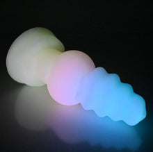 Load image into Gallery viewer, P3SEE59 Pluto Medium 0030 UV GITD
