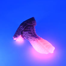 Load image into Gallery viewer, X2MJM44 Shin Small 0050 UV GITD
