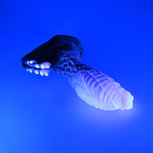 Load image into Gallery viewer, X3XJM47 Shin Medium 0020 UV GITD
