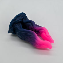 Load image into Gallery viewer, A3MJK93 Alara Medium 0050 UV GITD
