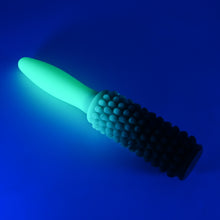 Load image into Gallery viewer, BSXJL19 Round Brush Smooth Handle 0020 UV GITD
