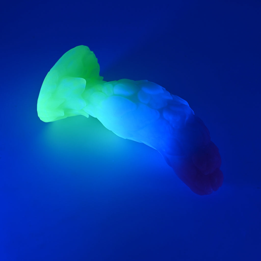 B3XKM22 Flora Medium 0020 UV GITD
