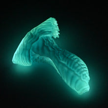 Load image into Gallery viewer, X2XHK18 Shin Small 0020 UV GITD
