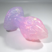 Load image into Gallery viewer, F3TEE10 Dragonfruit Plug Medium NC 0031 UV CS
