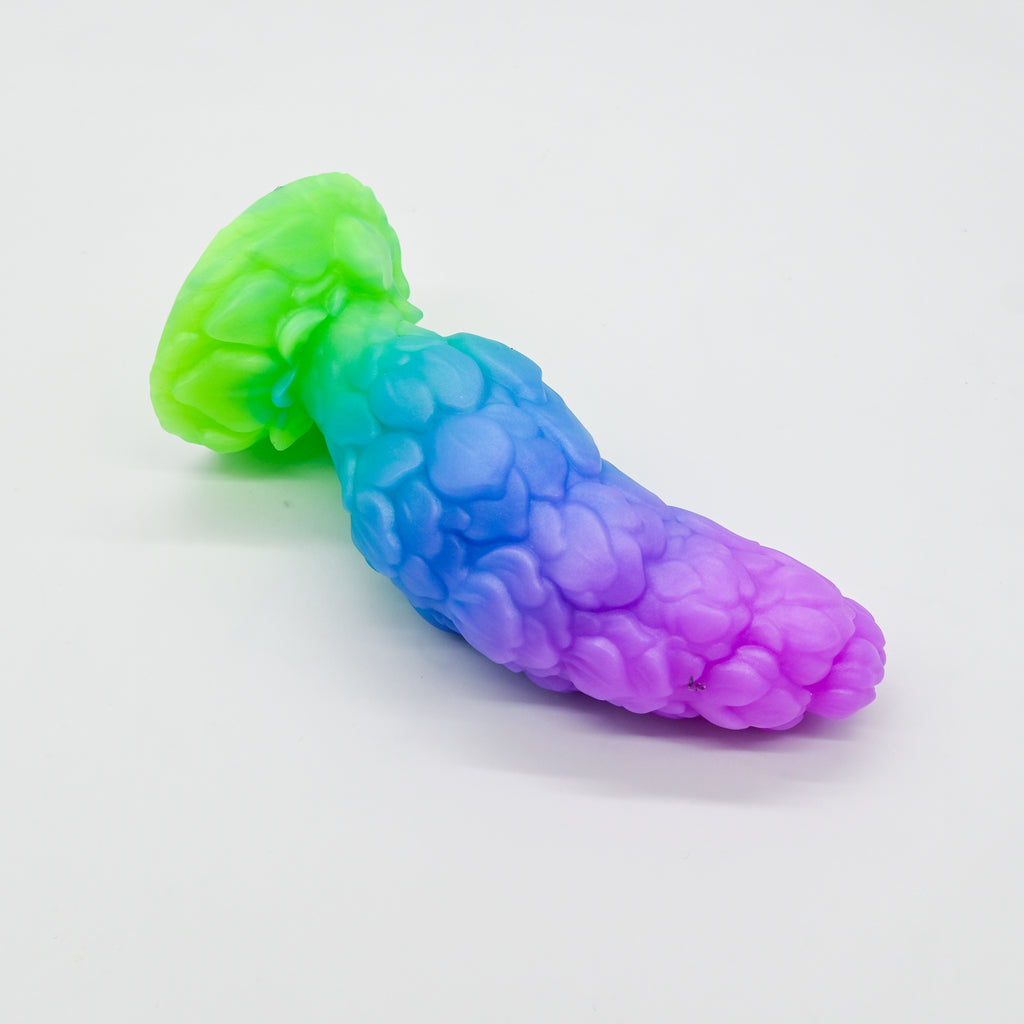 B4XKM25 Flora Large 0020 UV GITD