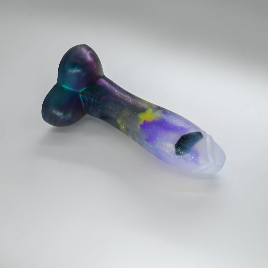Q2TKP63 Aquus Small NC 0031 UV GITD CS