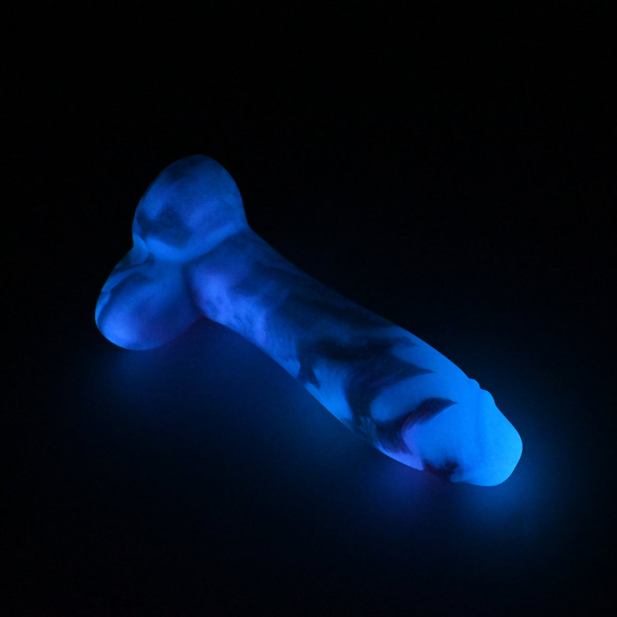 Q2MJN68 Aquus Small 0050 UV GITD