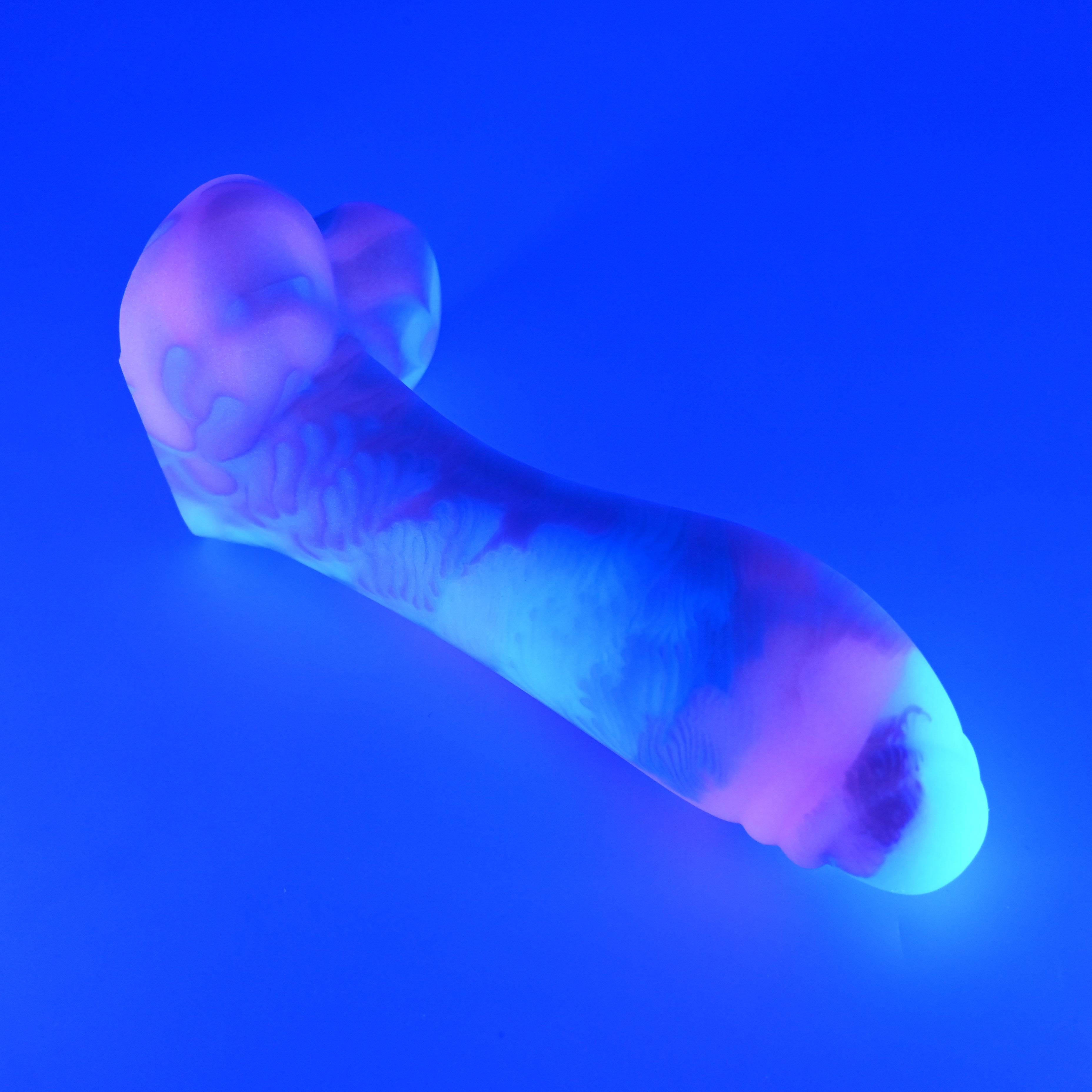 Q3MJN71 Aquus Medium 0050 UV GITD GOBLIN HOLE