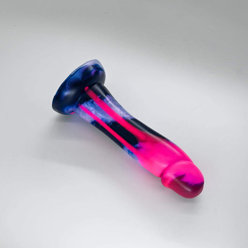 Z2MKQ13 Caelus Small 0050 UV GITD CS