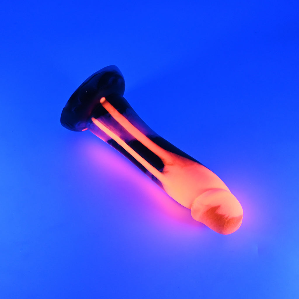 Z2MKQ13 Caelus Small 0050 UV GITD CS