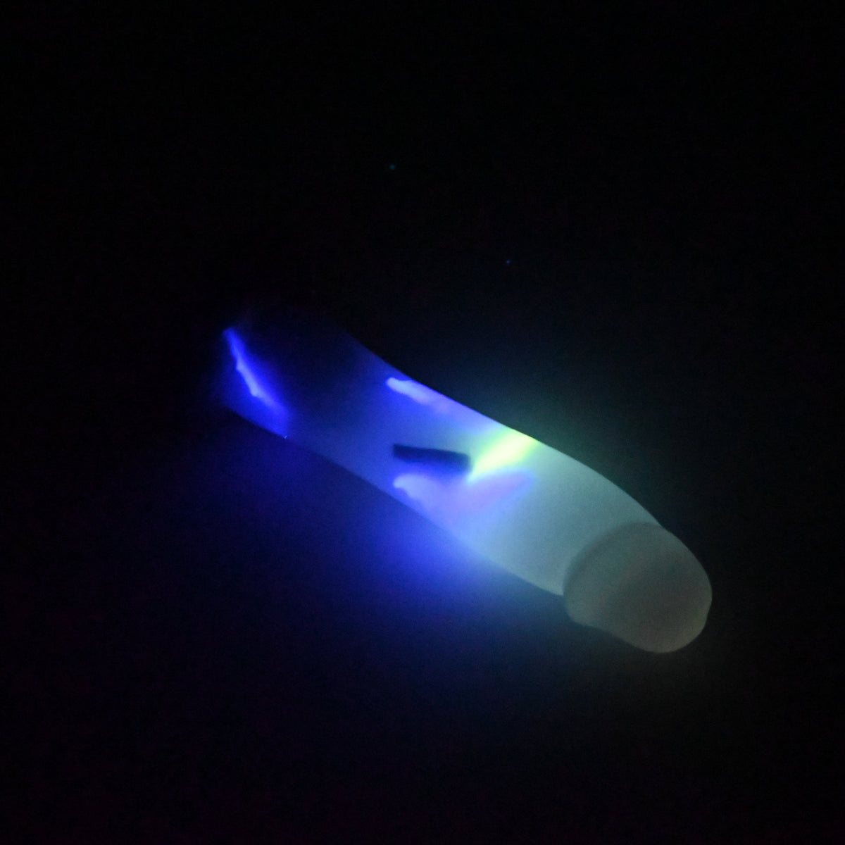 Z2TKQ16 Caelus Small NC 0031 UV GITD CS