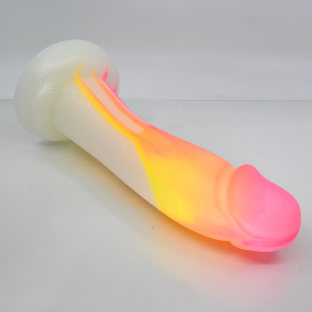 Z4SFJ79 Caelus Large 0030 UV GITD