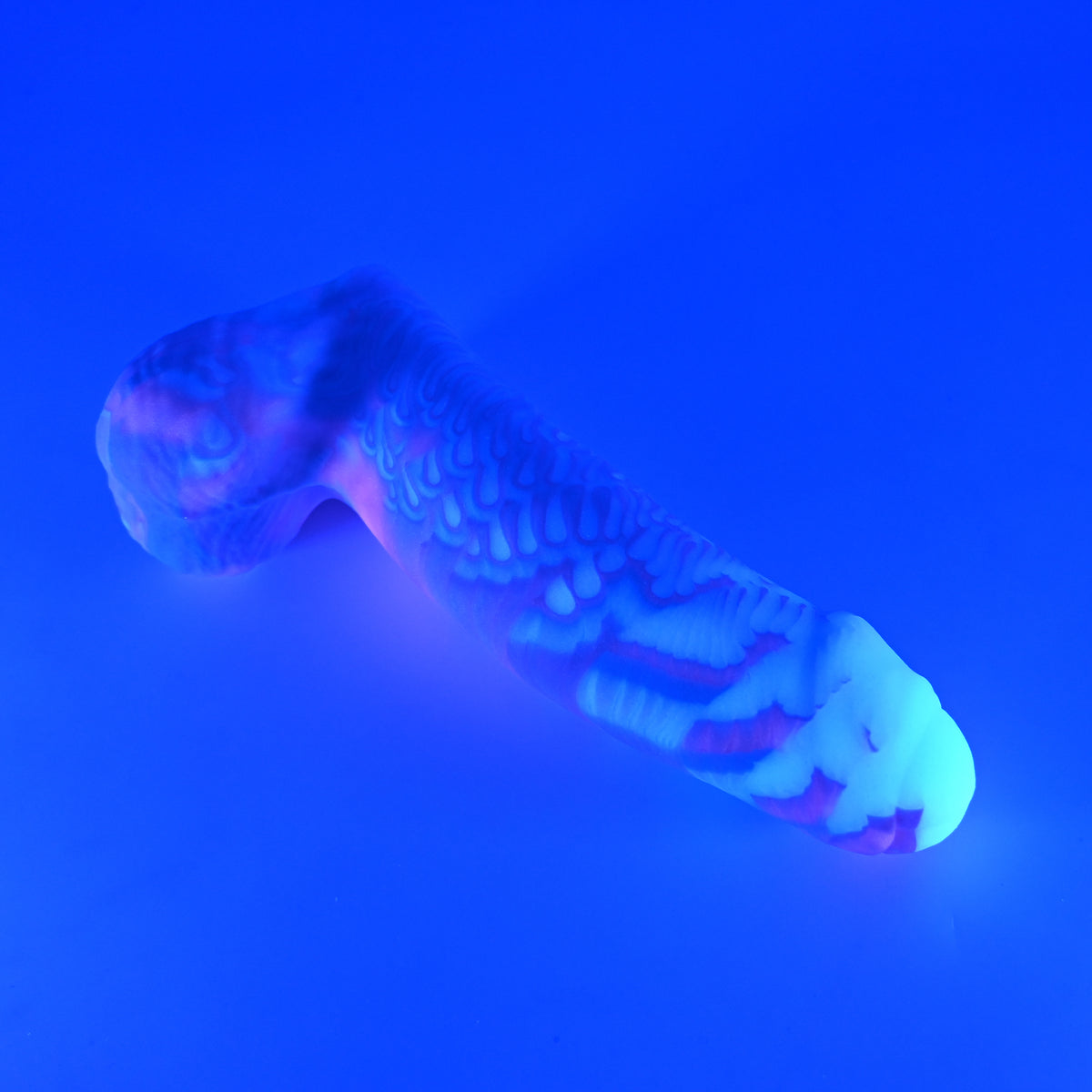 R3MJN76 Orion Medium 0050 UV GITD