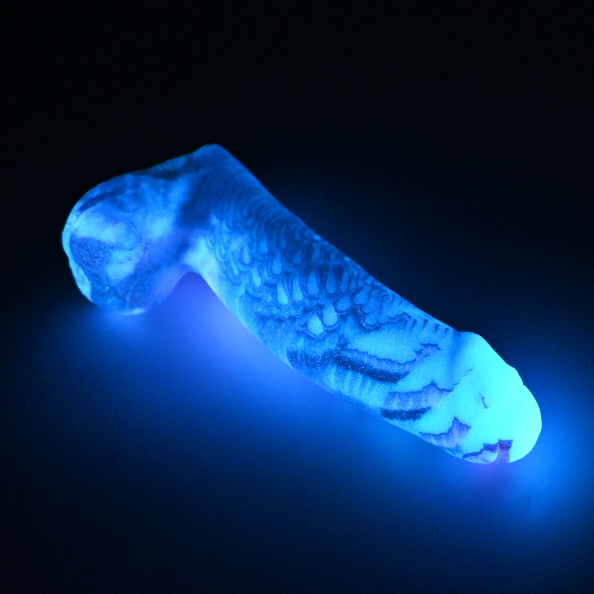 R3MJN76 Orion Medium 0050 UV GITD